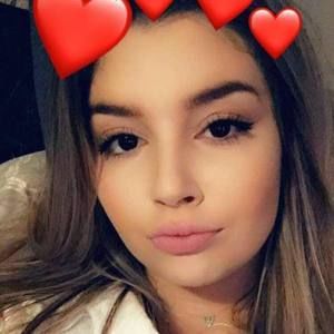 Meet your Posher, Atheena